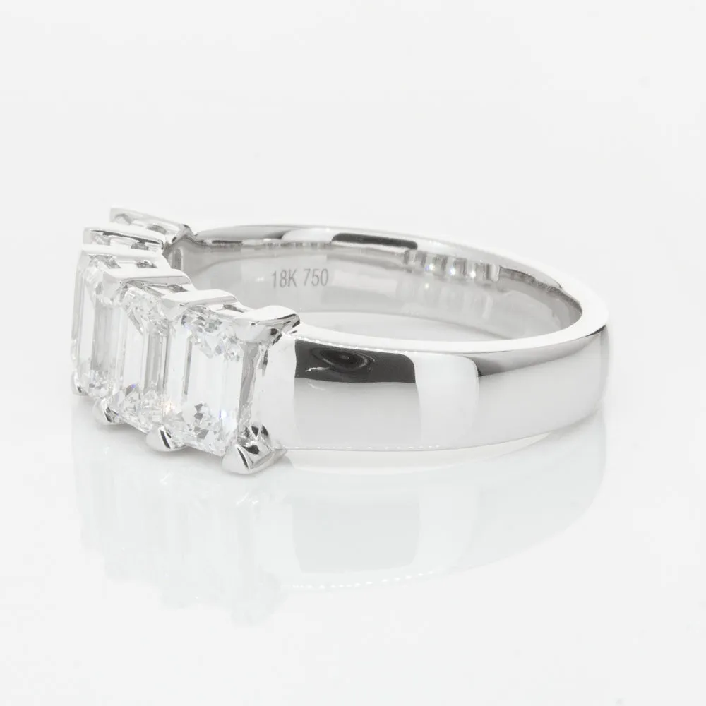 18ct White Gold Emerald-Cut Diamond Ring