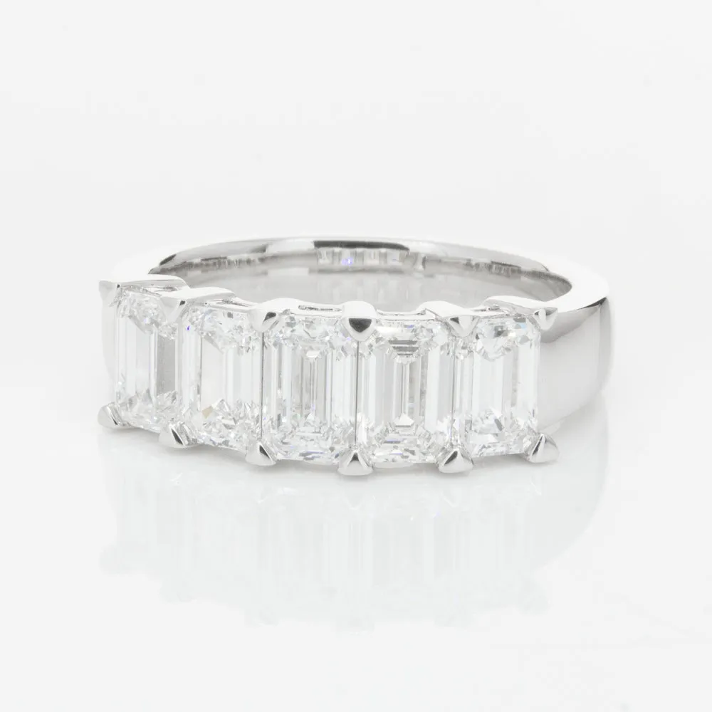 18ct White Gold Emerald-Cut Diamond Ring