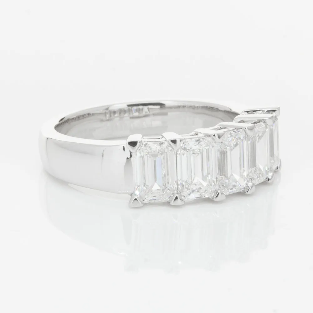 18ct White Gold Emerald-Cut Diamond Ring