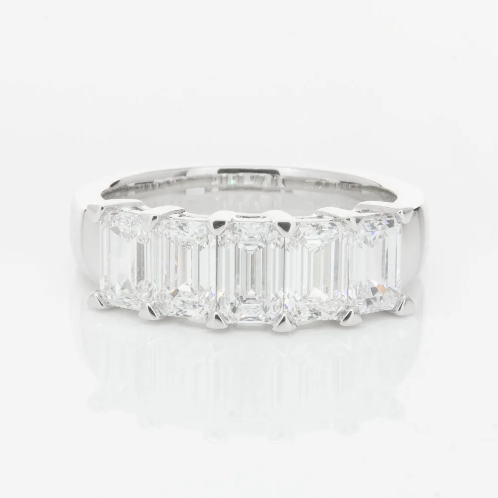 18ct White Gold Emerald-Cut Diamond Ring