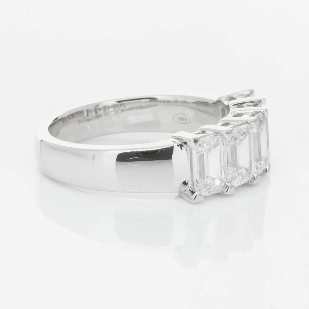 18ct White Gold Emerald-Cut Diamond Ring