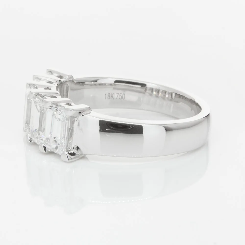 18ct White Gold Emerald-Cut Diamond Ring