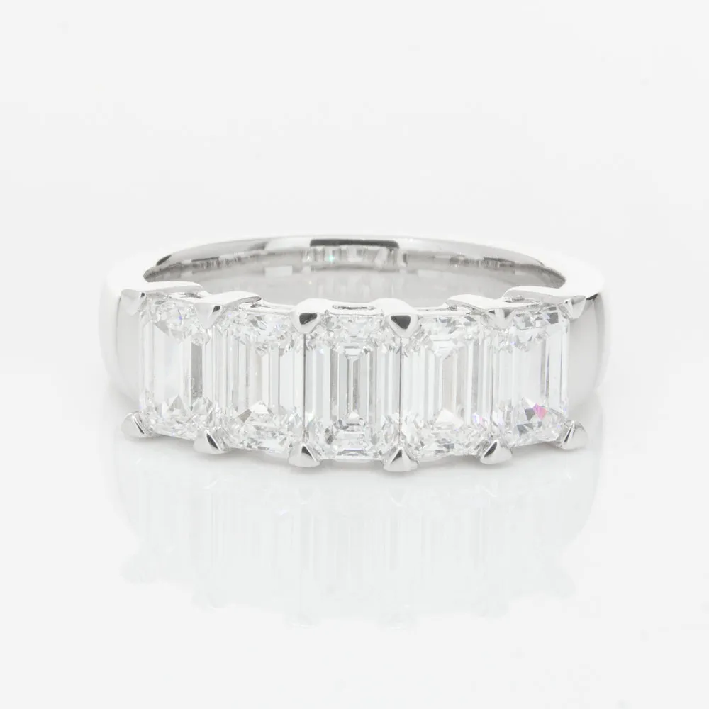 18ct White Gold Emerald-Cut Diamond Ring