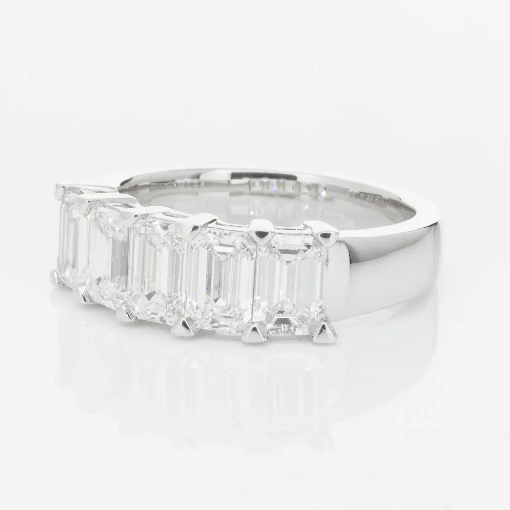 18ct White Gold Emerald-Cut Diamond Ring