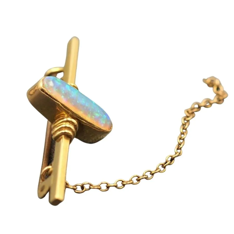 18ct Yellow Gold Crystal Opal Brooch with Safety Chain