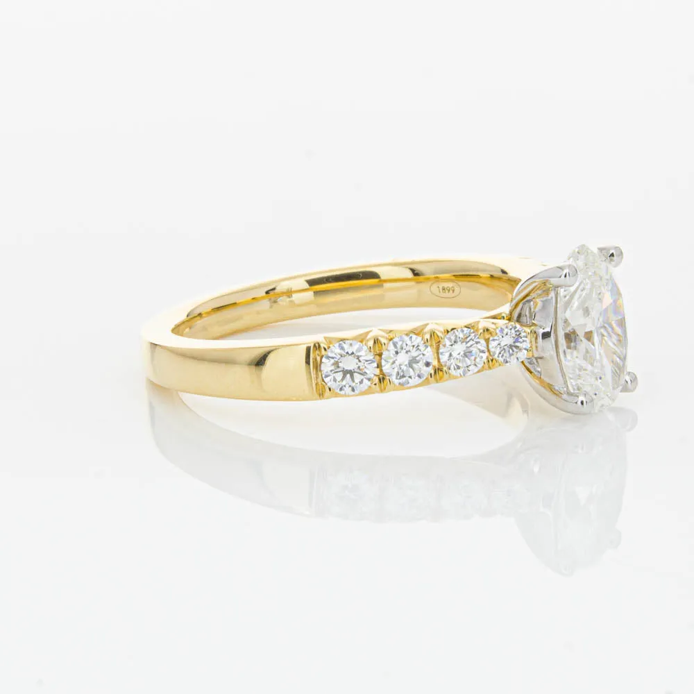 18ct Yellow Gold Oval Diamond Phoenix Ring