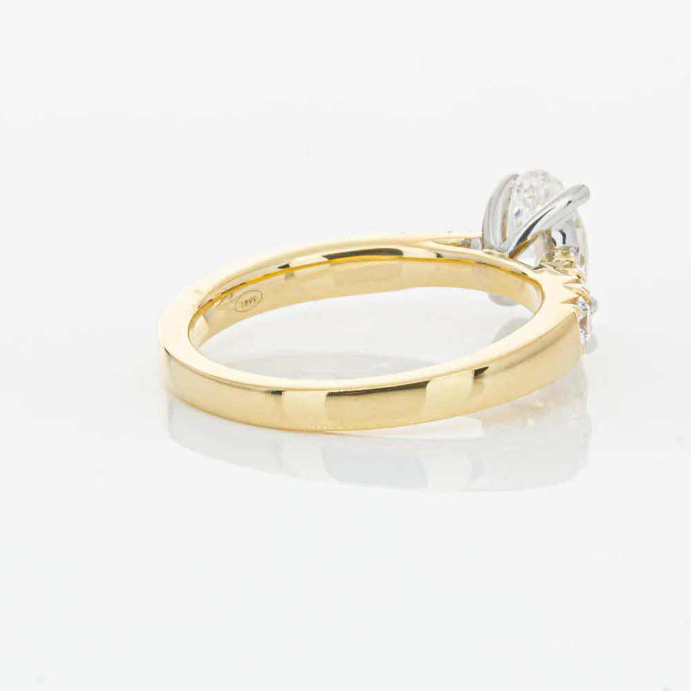 18ct Yellow Gold Oval Diamond Phoenix Ring