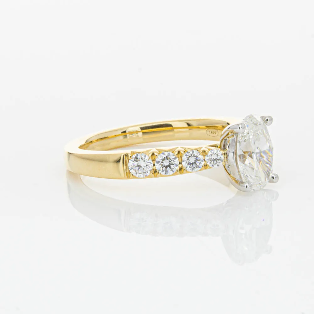 18ct Yellow Gold Oval Diamond Phoenix Ring