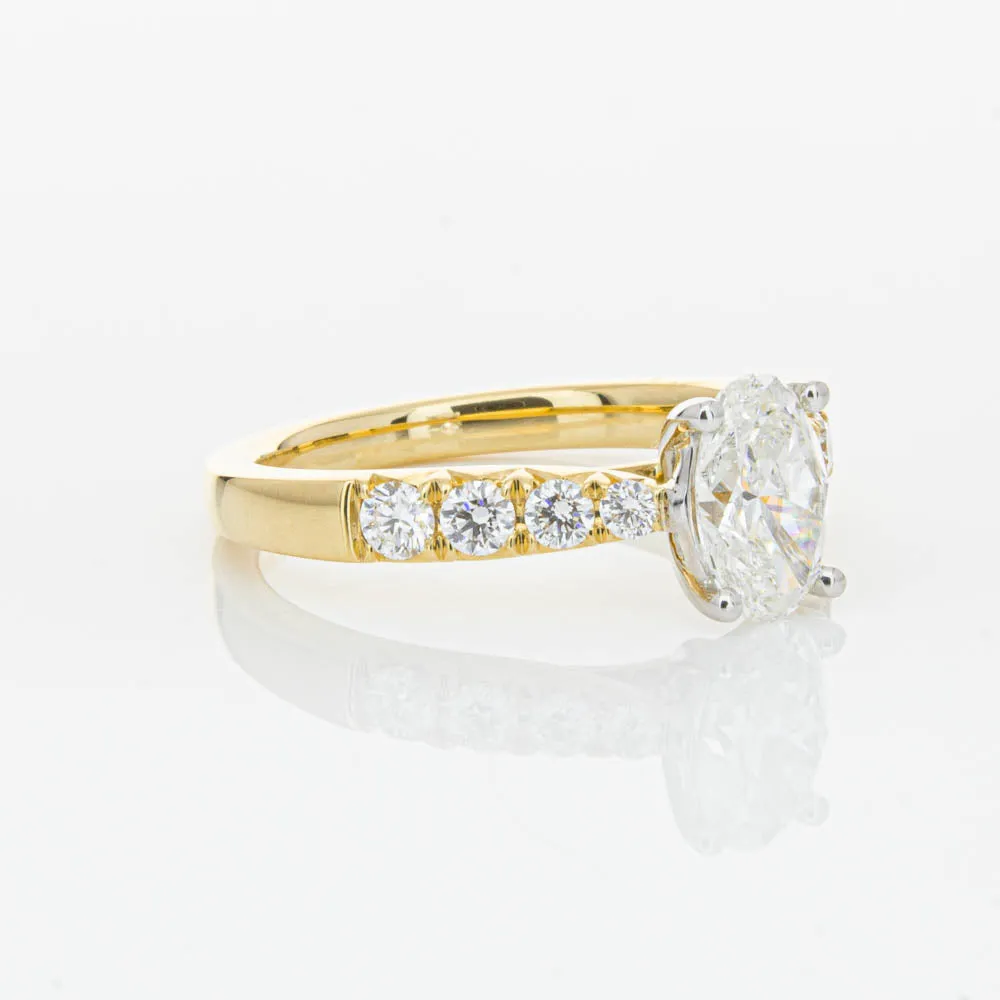 18ct Yellow Gold Oval Diamond Phoenix Ring