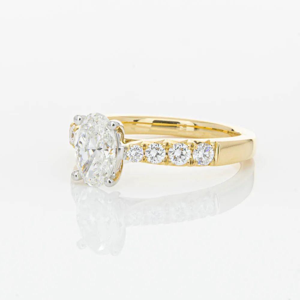 18ct Yellow Gold Oval Diamond Phoenix Ring