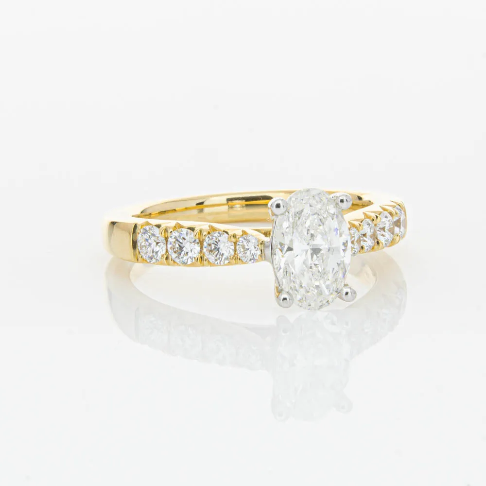 18ct Yellow Gold Oval Diamond Phoenix Ring