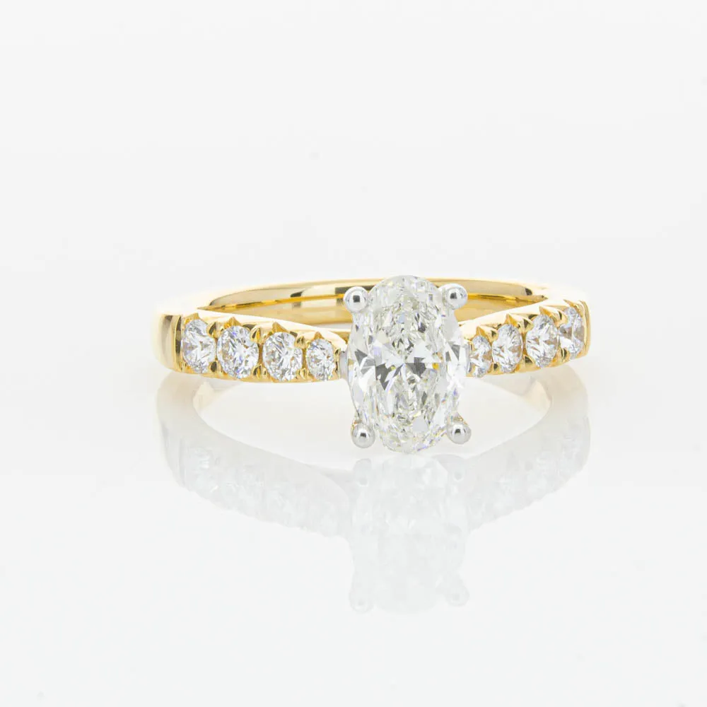 18ct Yellow Gold Oval Diamond Phoenix Ring