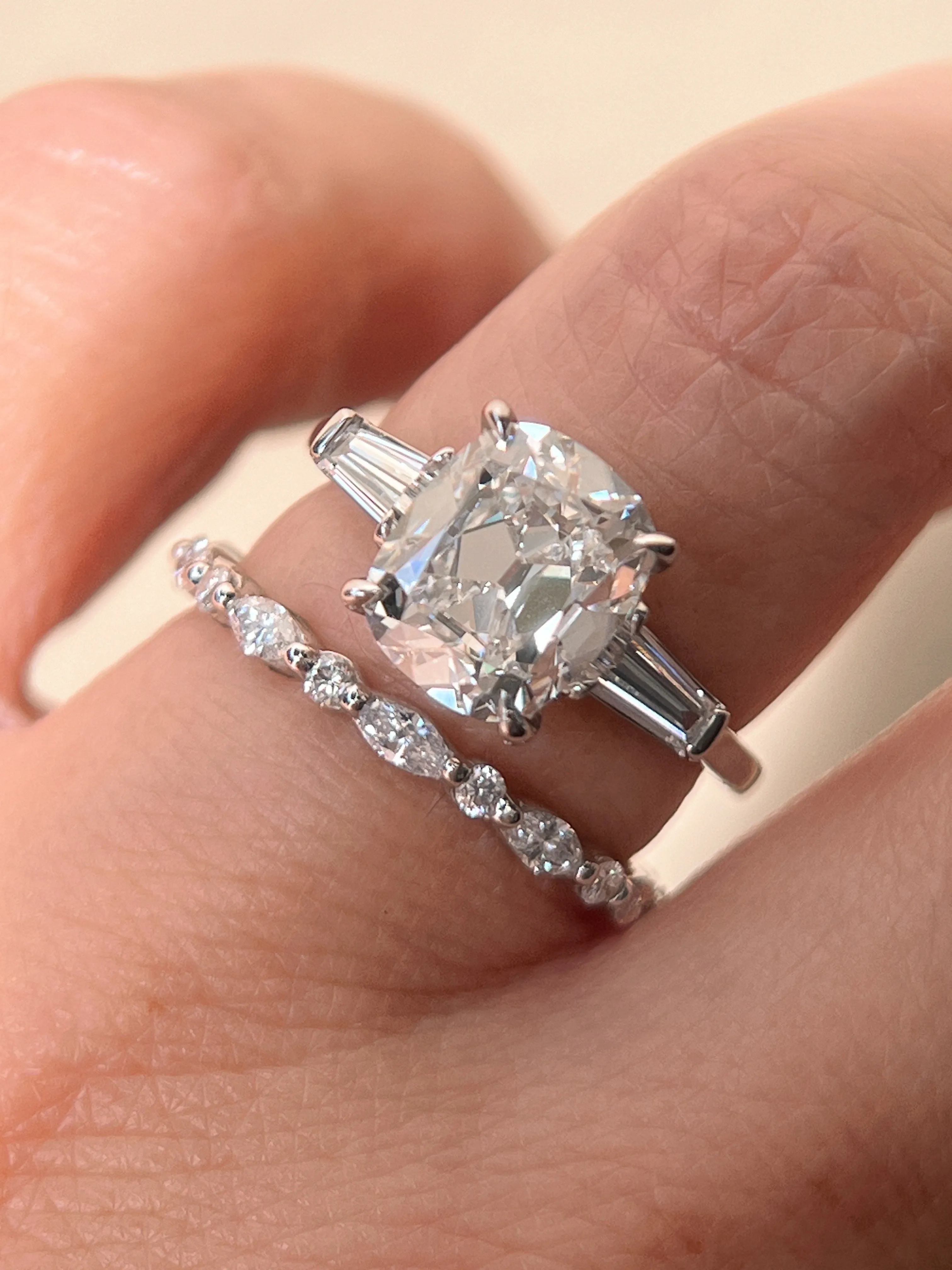 2.92ct EVS2 Antique Cushion Lab Diamond Trinity Ring