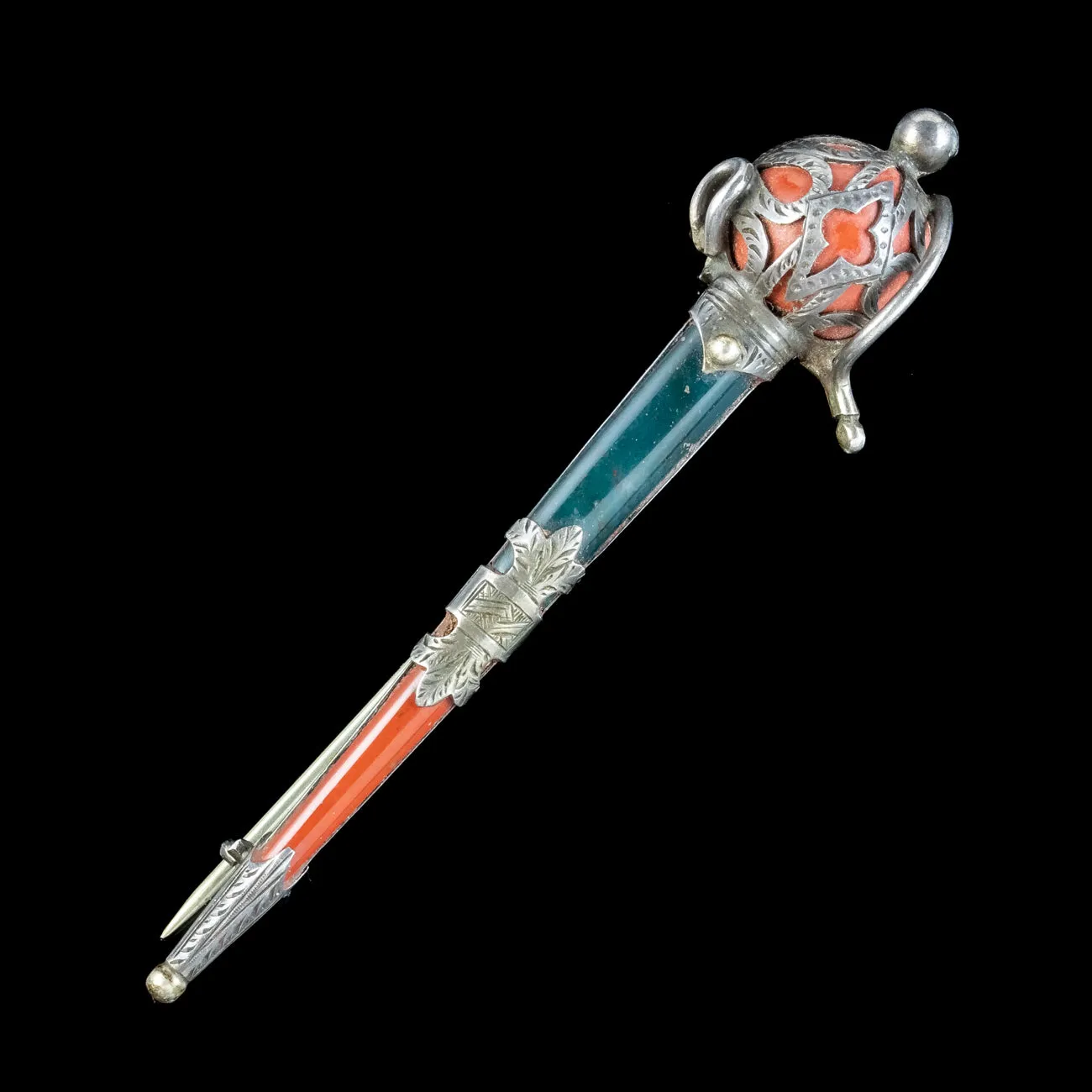 Antique Victorian Scottish Agate Dirk Dagger Brooch