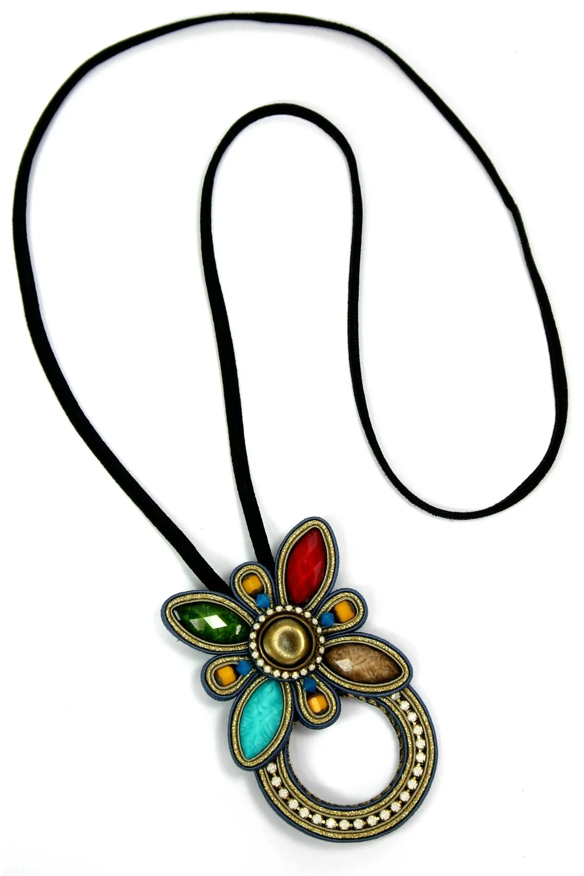 Aventure Floral Boho Pendant