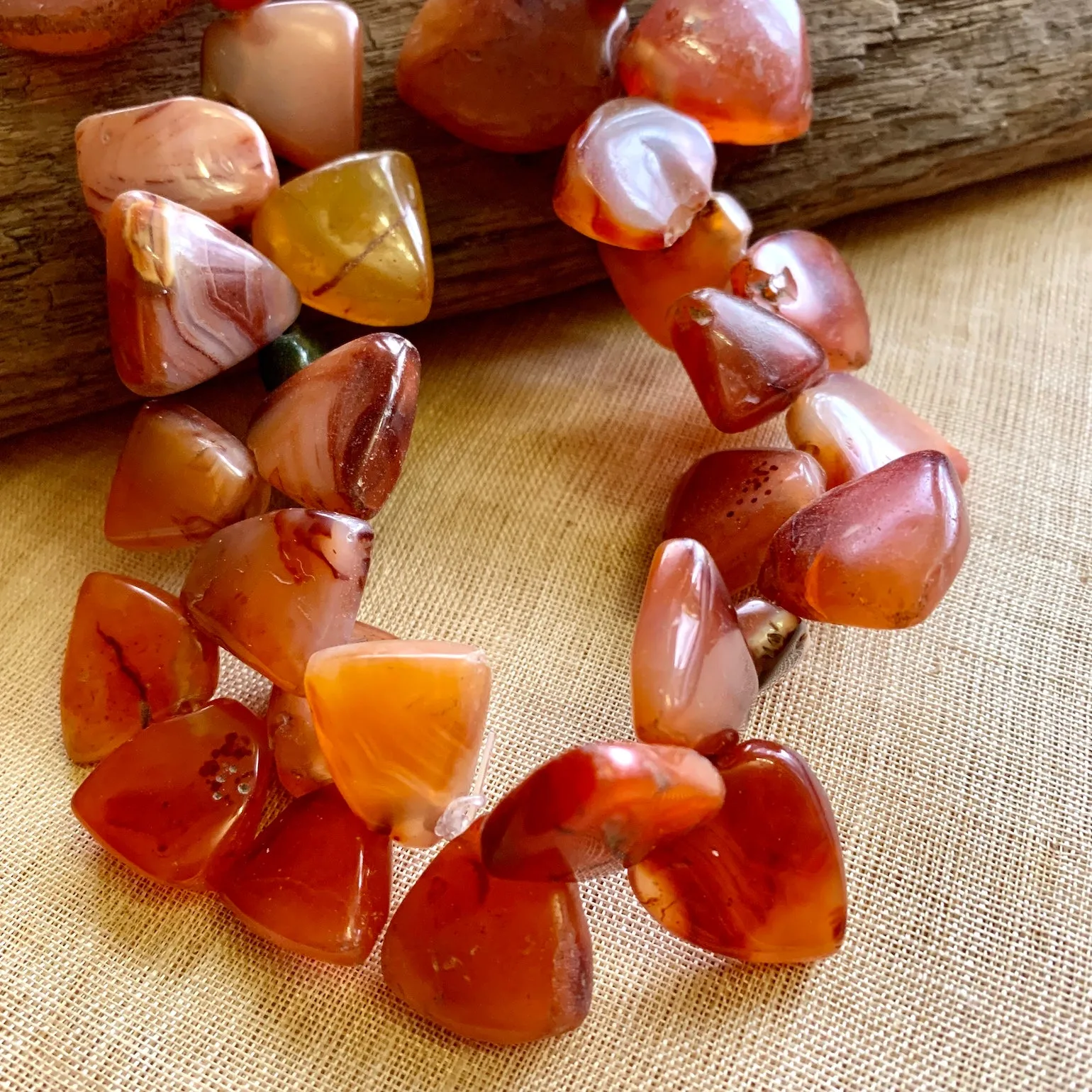 Carnelian Pendants, Strand