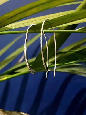 Curved Oval Wire Earrings