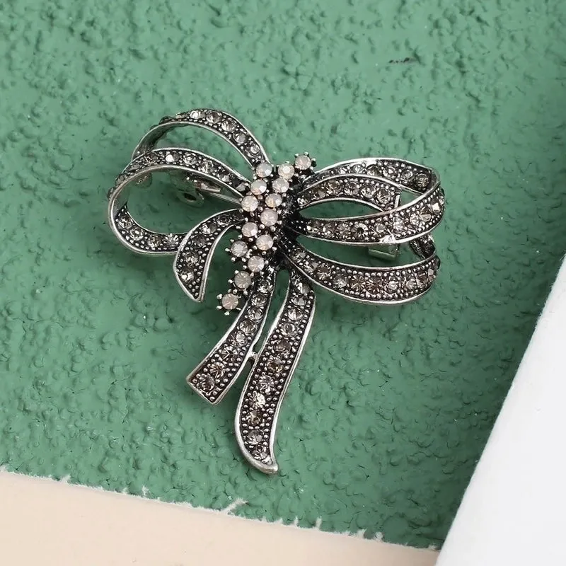 Elegant Bow Knot Alloy Inlay Crystal Rhinestones Women's Brooches