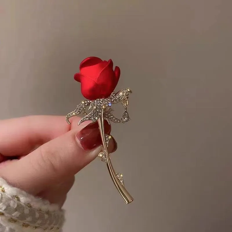 Elegant Simple Style Pin Rose Flower Alloy Plating Women's Brooches