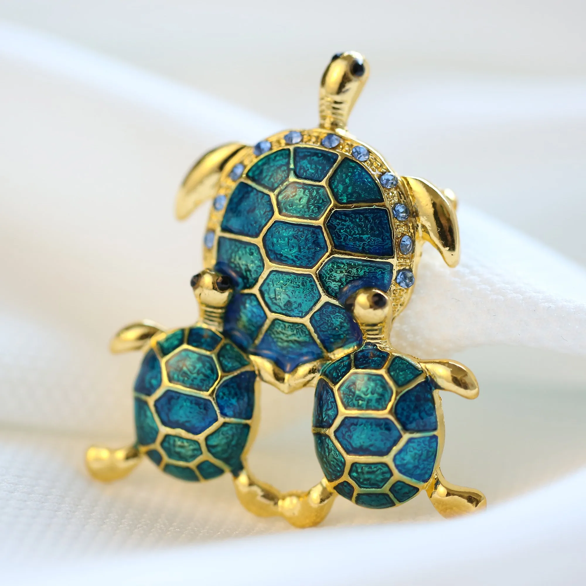 Gold Enameled Elegant Turtle Brooch