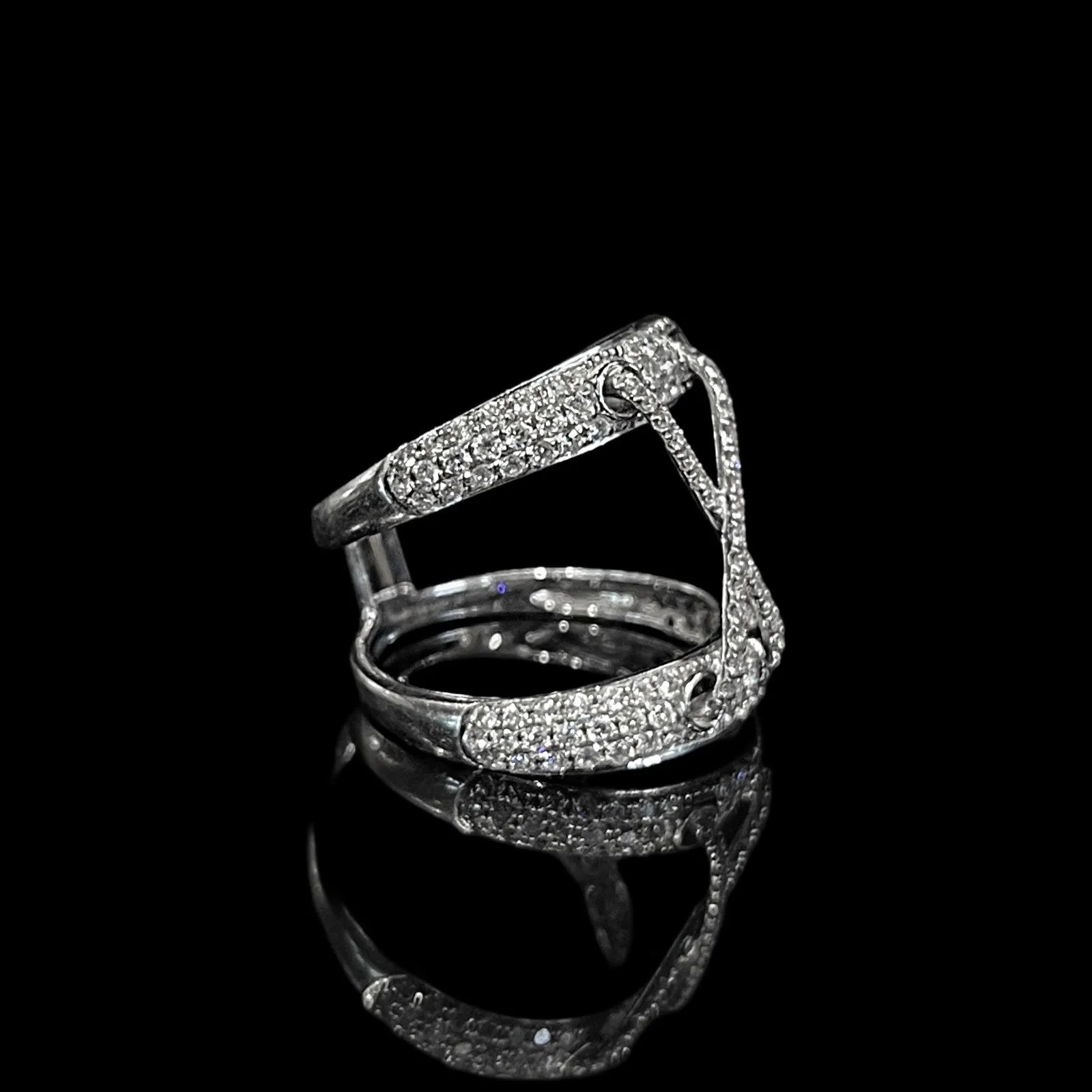 #LVNA2024 | LVNA Signatures Unisex Link Paved Stack Diamond Ring 18kt