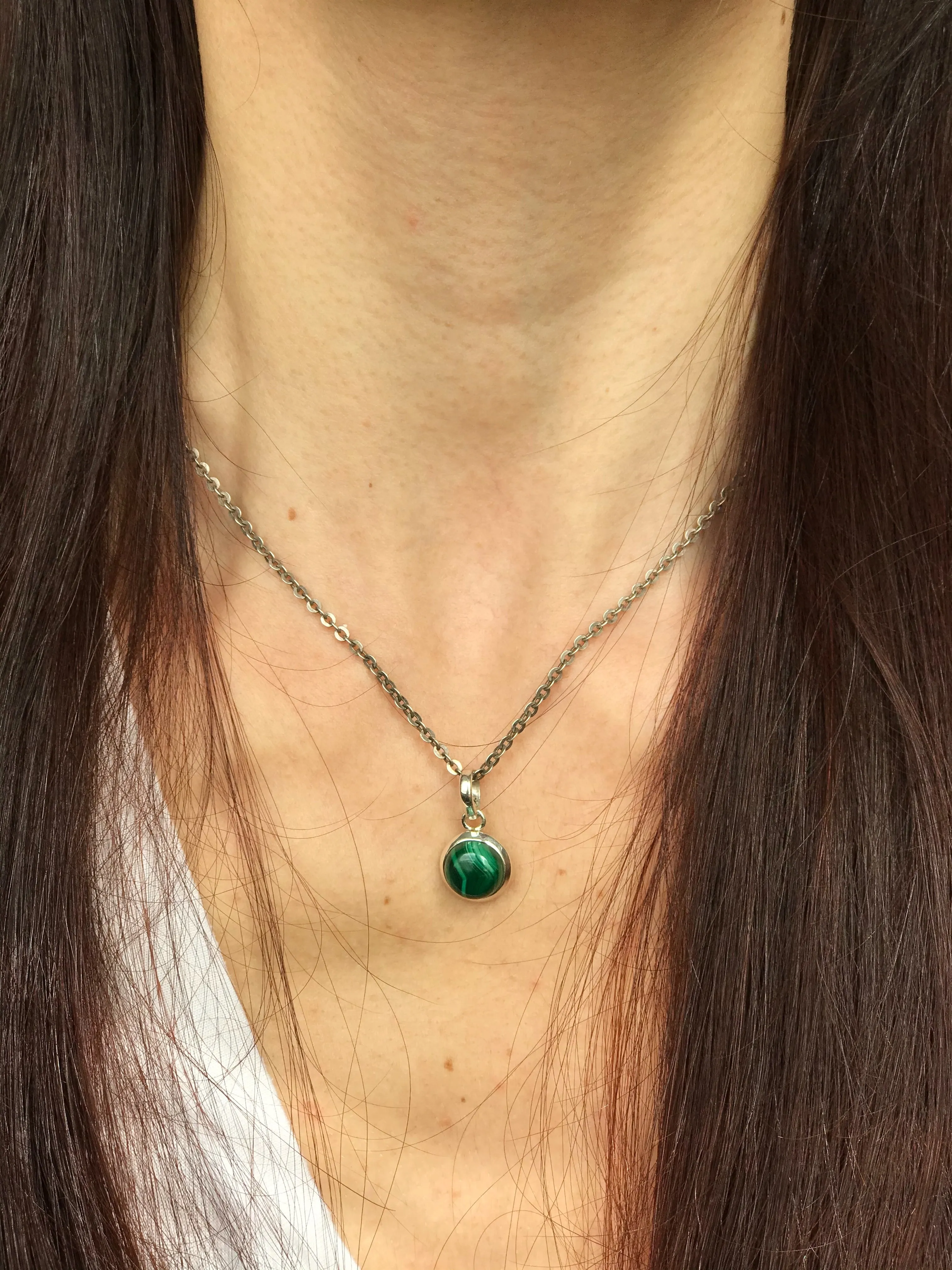 Malachite Akoni Pendant - XSmall Round & Oval