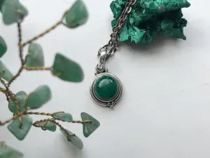 Malachite Ari Dot Pendant - Round