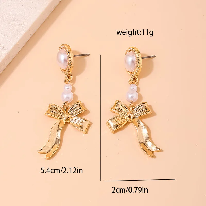 Pearl Bow Earrings with a Touch of Parisian Charm