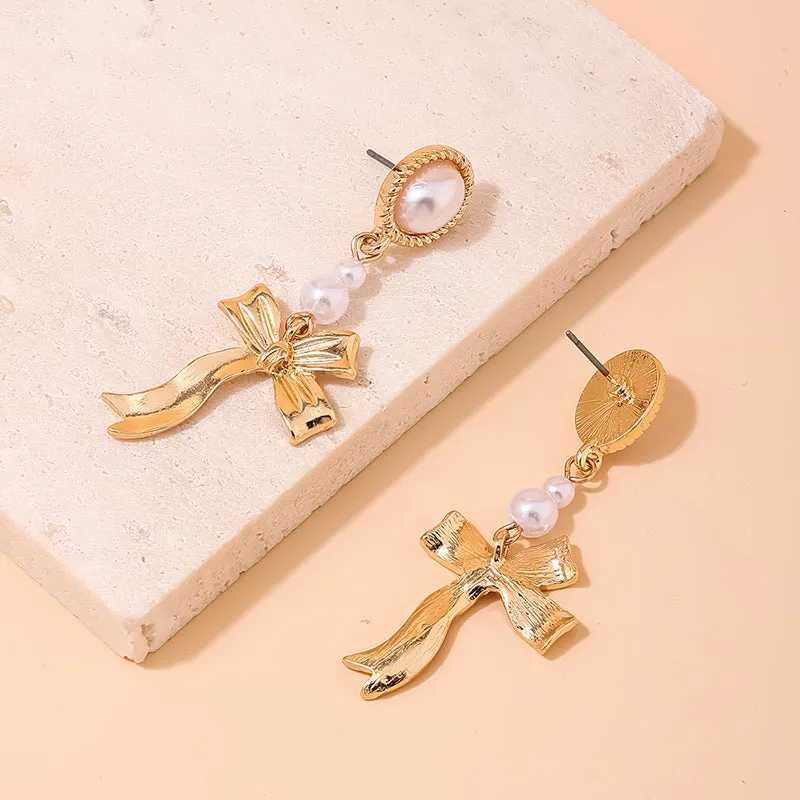 Pearl Bow Earrings with a Touch of Parisian Charm